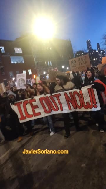 New Yorkers march in support of Minnesota.