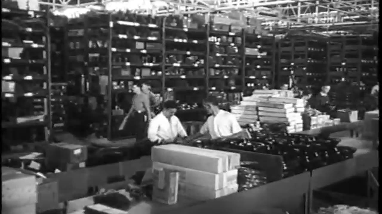 [AROUND THE WORLD WITH FORD, PART II] - [AROUND THE WORLD WITH FORD, PART II] - fc-fc-4263