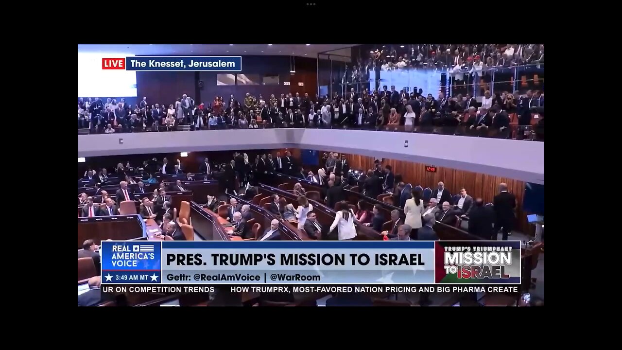 Only Trump could bring these people together.