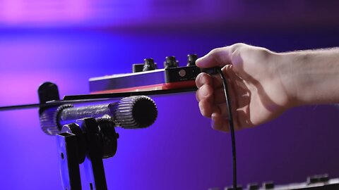 CHVRCHES cover Kendrick Lamar 'LOVE.' for Like A Version