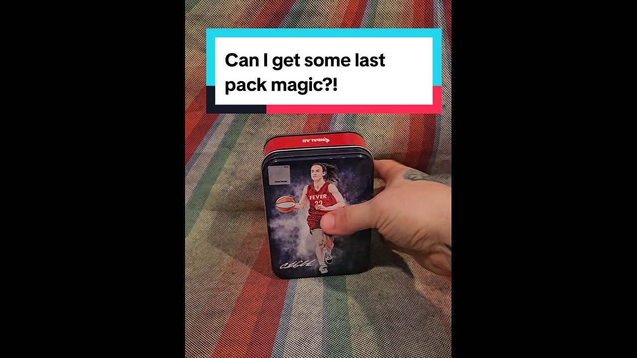 Pack 4 of a Wal-Mart 2024-25 WNBA Prizm tin