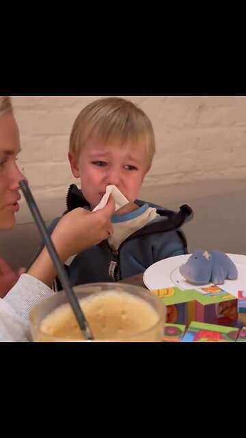 Niño le perdona la vida a 'un hipopótamo'