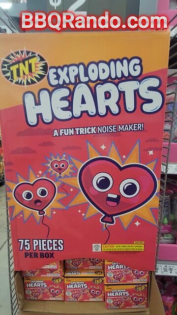 Exploding Hearts - WalMart TNT Fireworks 💥#shorts #shortvideo #fireworks #walmart