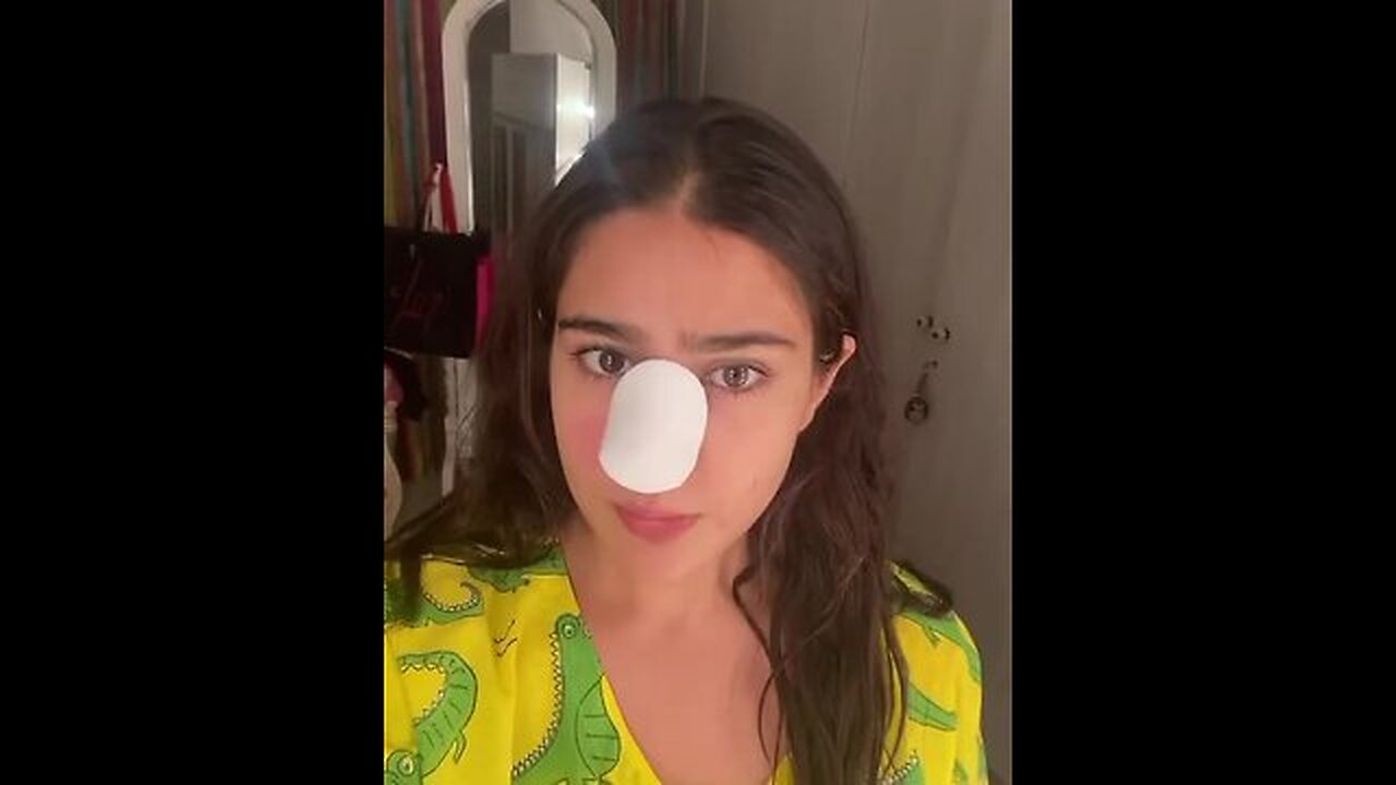 #SaraAliKhan gets a cut on her nose!