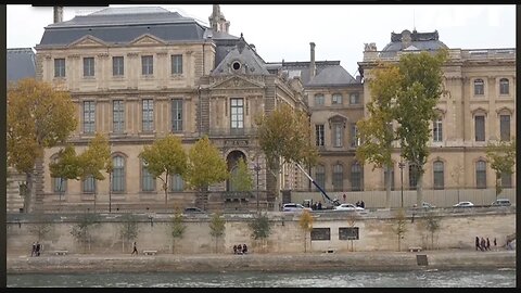 💎 Thieves Swiped Priceless Napoleon Jewels from the Louvre