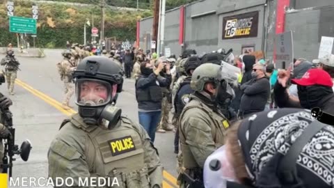 Antifa throws objects at ICE officers in portland