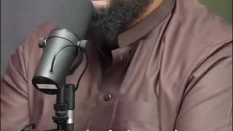 Context is Key: Avoiding Misinformation in Religious Texts