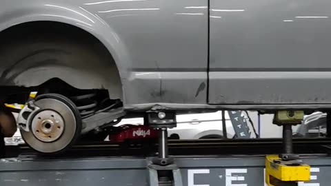 VW Transporter Chassis Measurement with Celette Naja 3D.