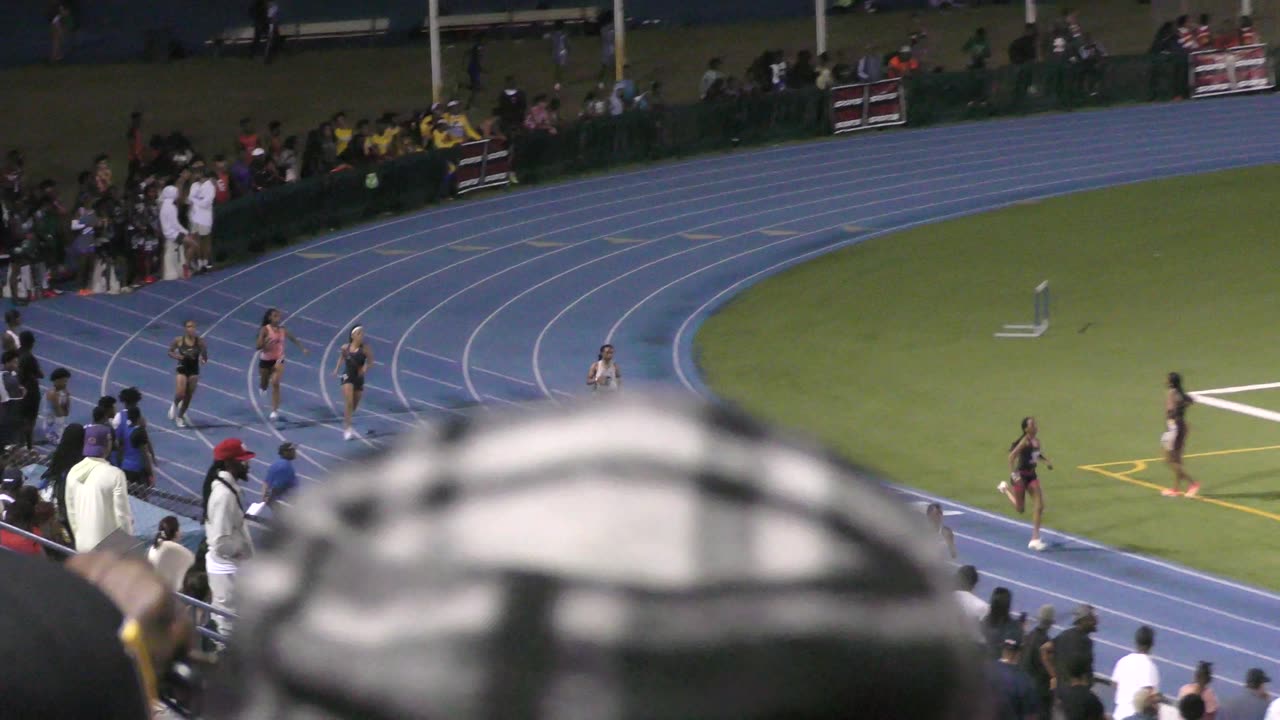 Girls 200 Meter Heat 6 • 2025 Louie Bing Invitational Traz Powell Stadium Miami, FL