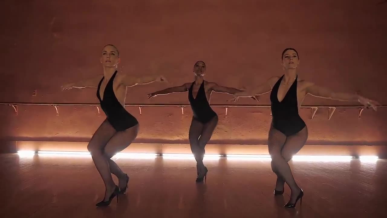 One second — and you’re in love. ❤️#8