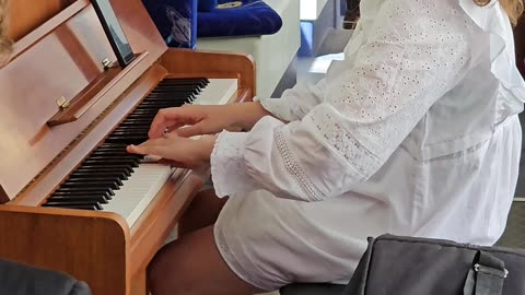 Muzyczny Tramwaj Probaltici [Short]