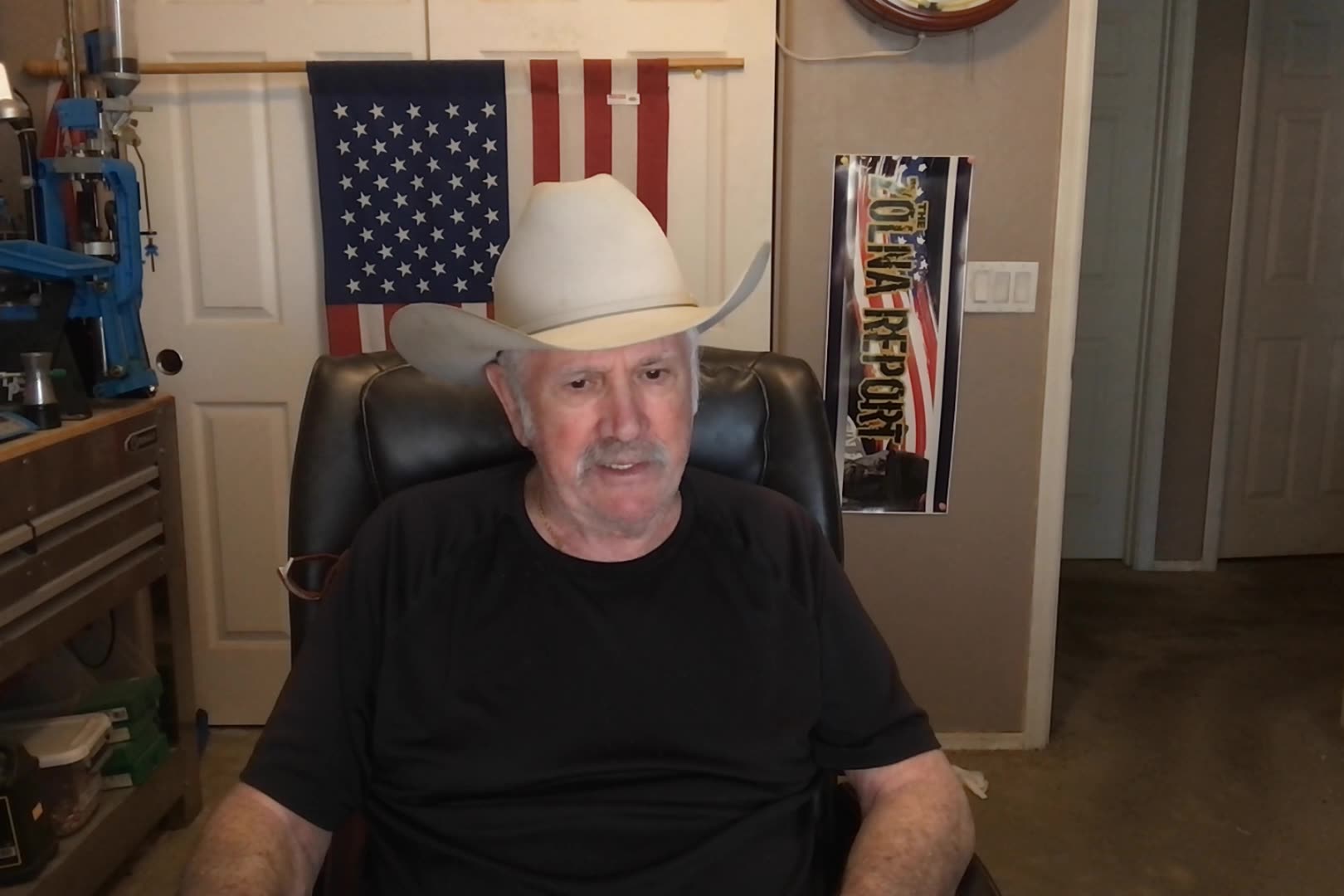 Female Arizona Judge Resigns, After Being Sited For Public Urination!