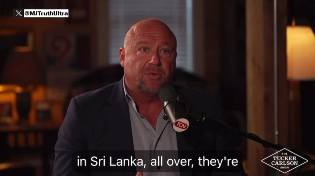 Alex Jones Warns of Globalist Plot to Collapse US Dollar