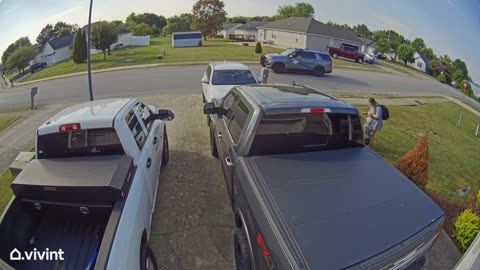 Kentucky State Trooper Backs Up to Show Little Boy Lights