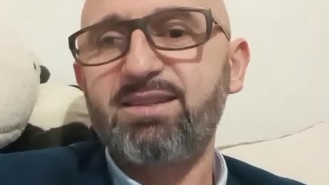 A është agjensia biznes apo plan B?