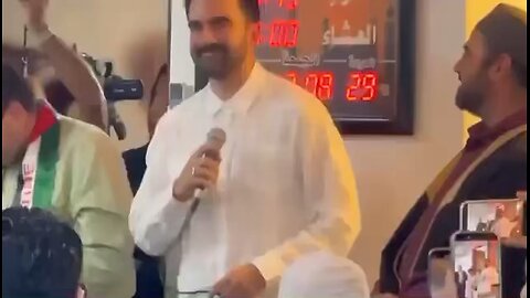 Crowd says “Allah Akbar” as Mandani speaks 😳