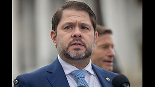 Sen. Ruben Gallego’s Leaked Texts Reveal Private Critique of Democratic Party Culture