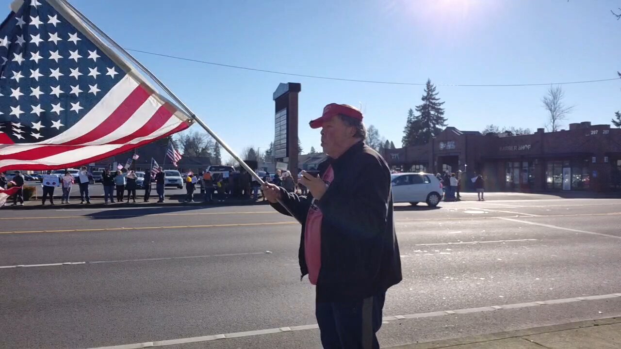 Dancing against leftist senior citizen protest