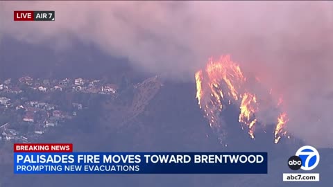 Palisades Fire moves dangerously close to homes in Brentwood