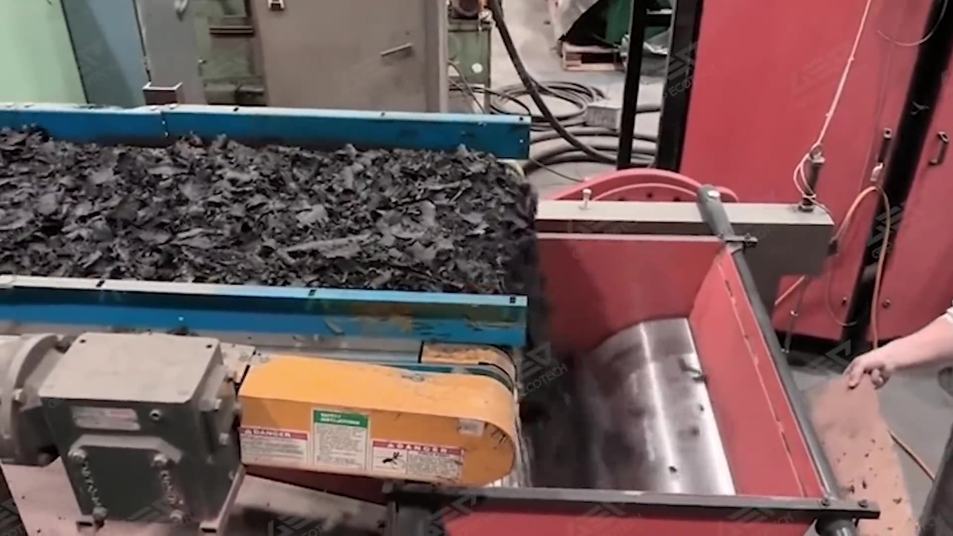 Rubber Grinding Unit: Produce High-Quality Rubber Powder & Granules