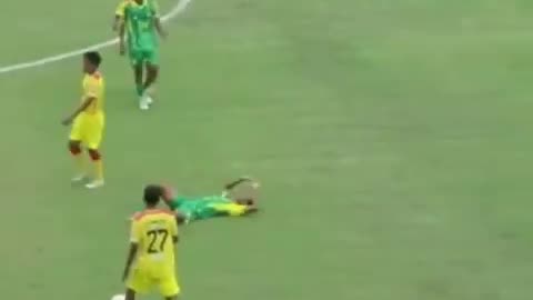 Player in the Indonesian 4th division has been BANNED FOR LIFE for this disgraceful tackle