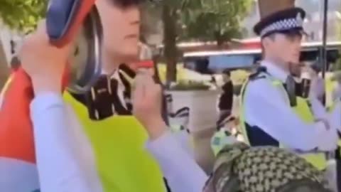 Reason Enters The Lobby