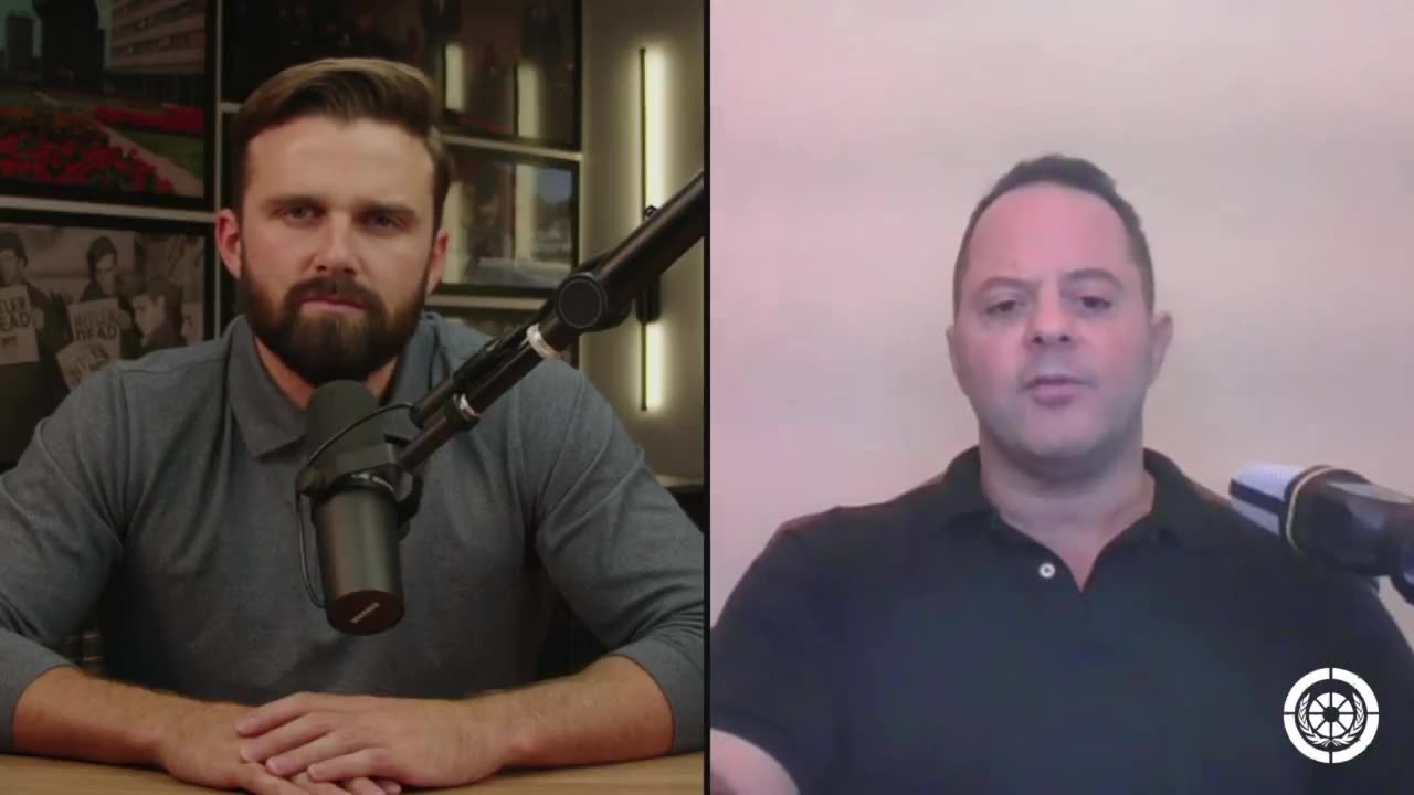 🚨🇺🇸🇻🇪 BREAKING: U.S. PLANS VENEZUELAN INVASION & REGIME CHANG