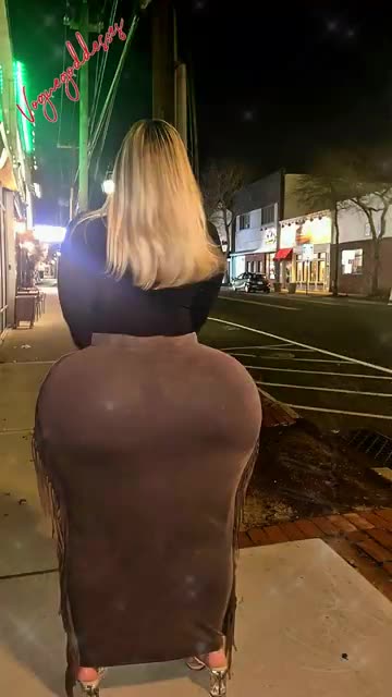 Dacey Garcia - American model - Oversized model - Biography