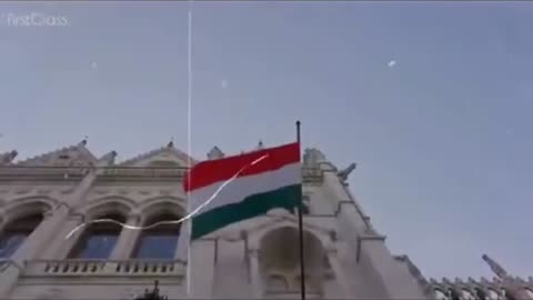 🛑L'INVERNO SI AVVICINA - “⭐ORBAN DICHIARA ALLA SUA PIAZZA: 'LIBERTÀ E PACE TRIONFERANNO QUI!!' SUBITO MERTZ E URSULA VON DER LEYEN COMINCIANO A GUIDARE L'ATTACCO ALL'UNGHERIA!” =⭐L'IMMACOLATA TRIONFERÀ!!⭐=