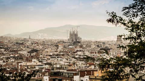 Antoni Gaudí – The Cosmic Architect of Genius | Short Biography | Music: SpreadLove & Love4You