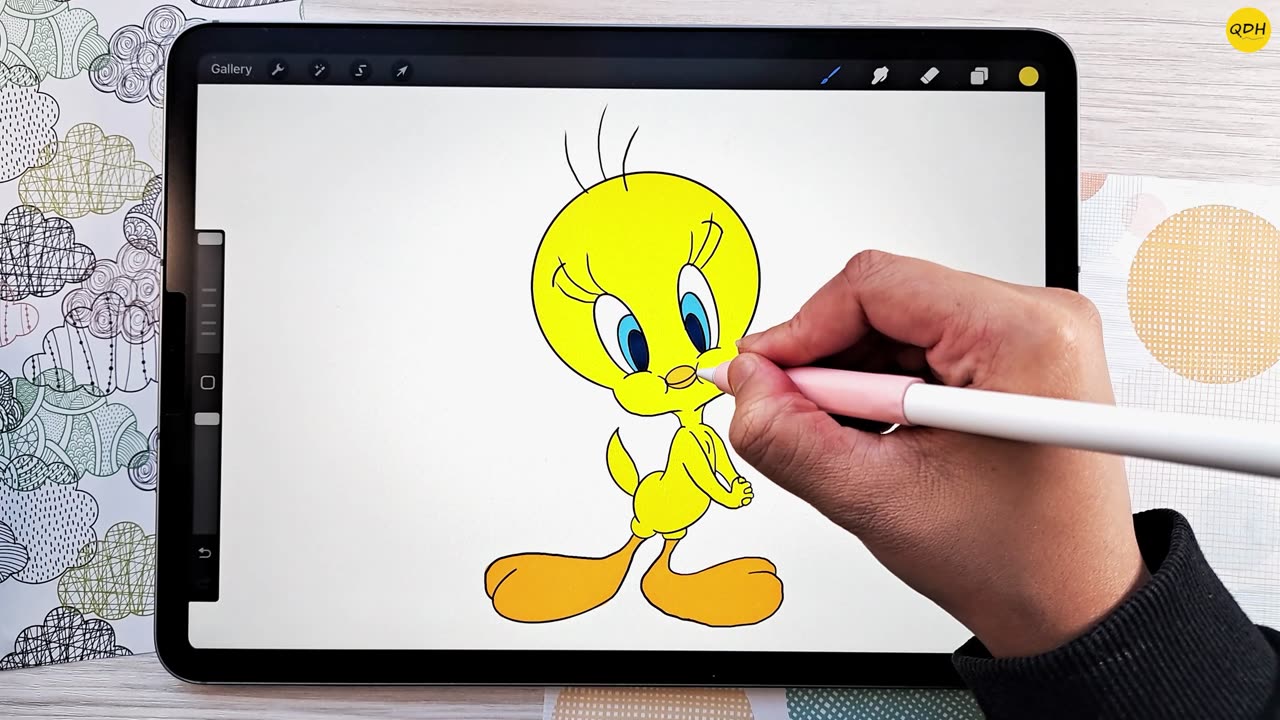 How to Draw Tweety from Looney Tunes in 5 minutes...learn with @QuickDrawHabit