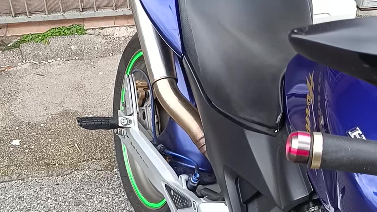 Honda Hornet sound