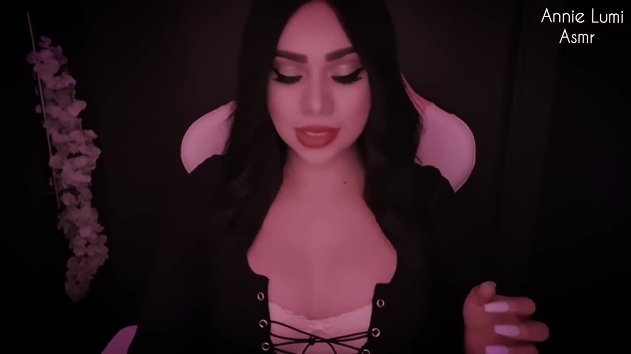 ASMR❤️PELUQUERA COQUETA te invita a su CASA