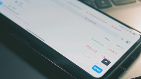 誰がbitcoin.orgを取った？サトシの決断60秒