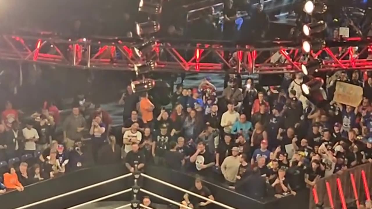 Wwe raw live london highlights