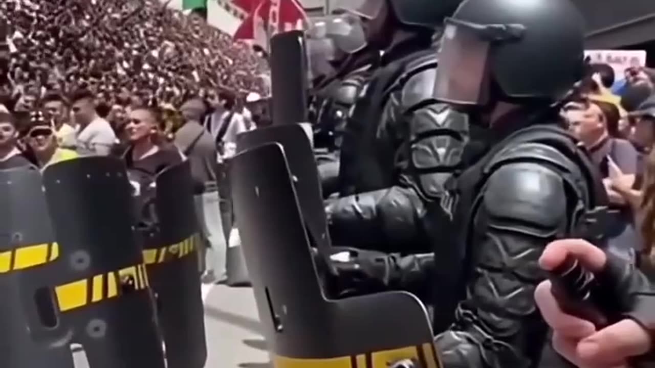 Riot cop - Perks of the job