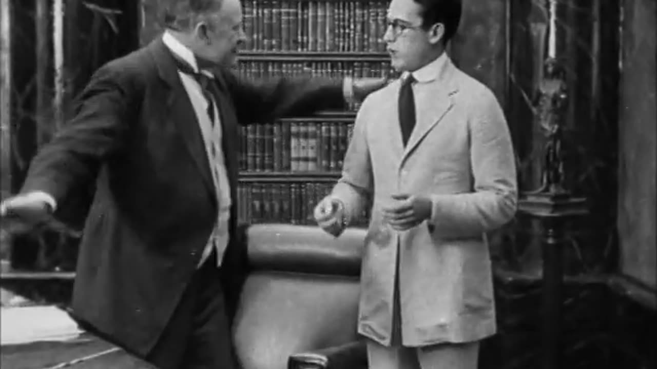 Haunted Spooks - Harold Lloyd