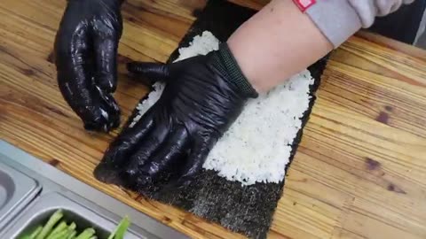 They Rolled Gimbap with a Weird Ingredient… It Went Viral! Unthinkable Gimbap