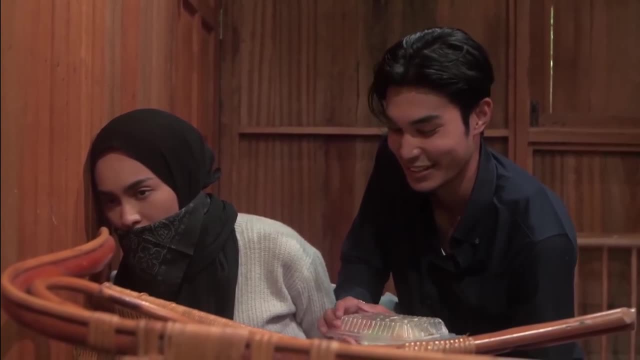 Do You Love Me, Captain? (2022)