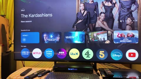 Playing with my new Sony BRAVIA 9 65XR90 Mini LED TV replacement tv what I think getting there P2