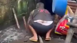 😂🤣 No Matter How Many Times You Bathe, You Won't Be Able to Remove That Smell! | FunFM