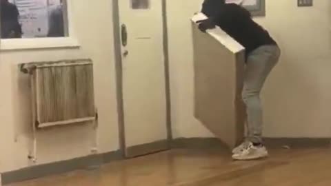 Africans destroy English hospital