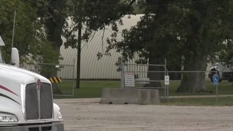 National Guard Deployed Near Chicago - Heightened Security at Elwood Army Center - DWS News - AC14