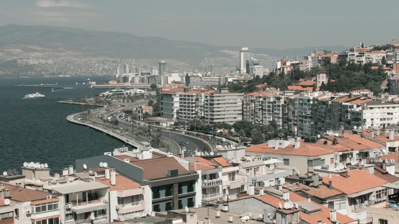 CONSERVATIVE 3-PACK NEWSOM 2028?