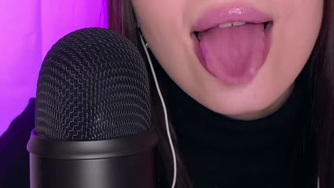 ASMR Licking lens and kisses