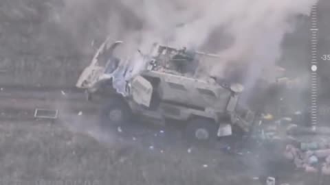 Russian Drone Operators Finish Off American MaxxPro — V-Hull Protects From Mines But Not Drones