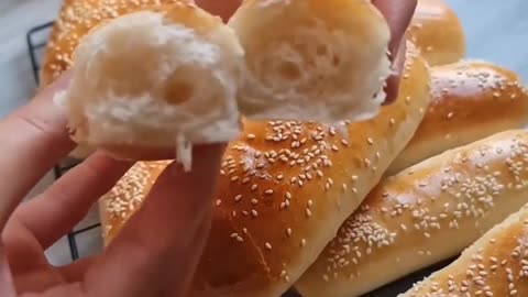 🔥 “Soft Homemade Bread — Easy Recipe You’ll Make Every Day!”