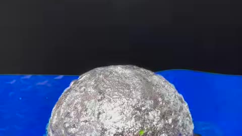 Molten Aluminium Vs Tennis Ball