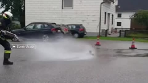 Water Shotgun: The Future of Firefighting?!