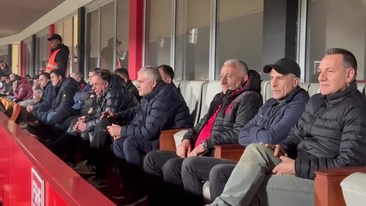 sylvinho duke ndekur Dinamo City -Skenderbeu, stadiumi "Elbasan Arena"